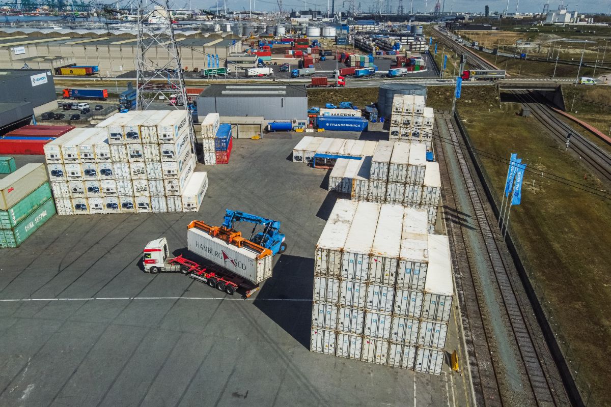 track en trace transportcontainer